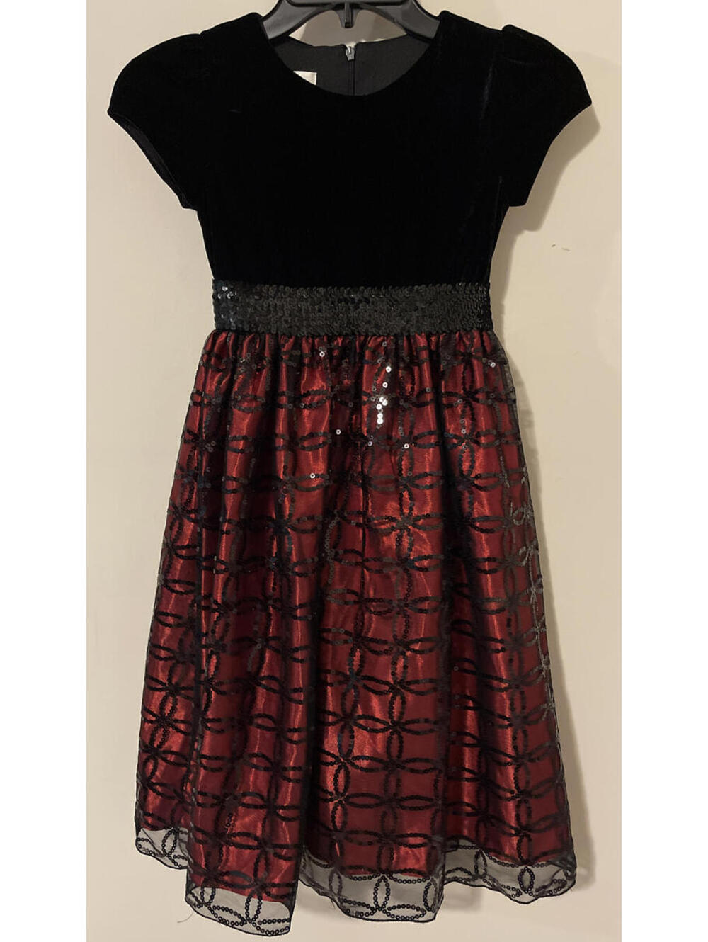 Cinderella Girls Size 6x, Short-Sleeved, Black & Red, Long, Layered Dress! A3786
